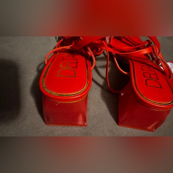 Deltan- Fawn Ankle Wrap Strappy Block Heel Thong Sandal-Manderin Red- NWOT sz 8 - Picture 2 of 3
